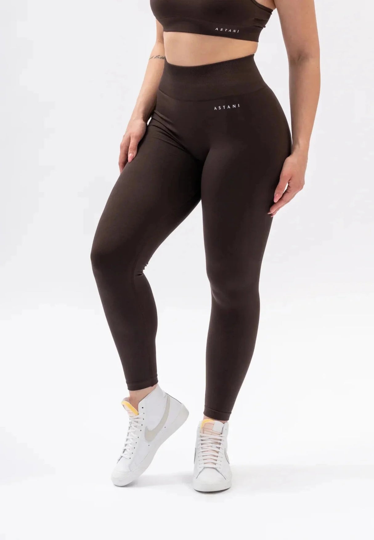 A BLISS Scrunch Tights - Dark Brown - workoutbrands.com