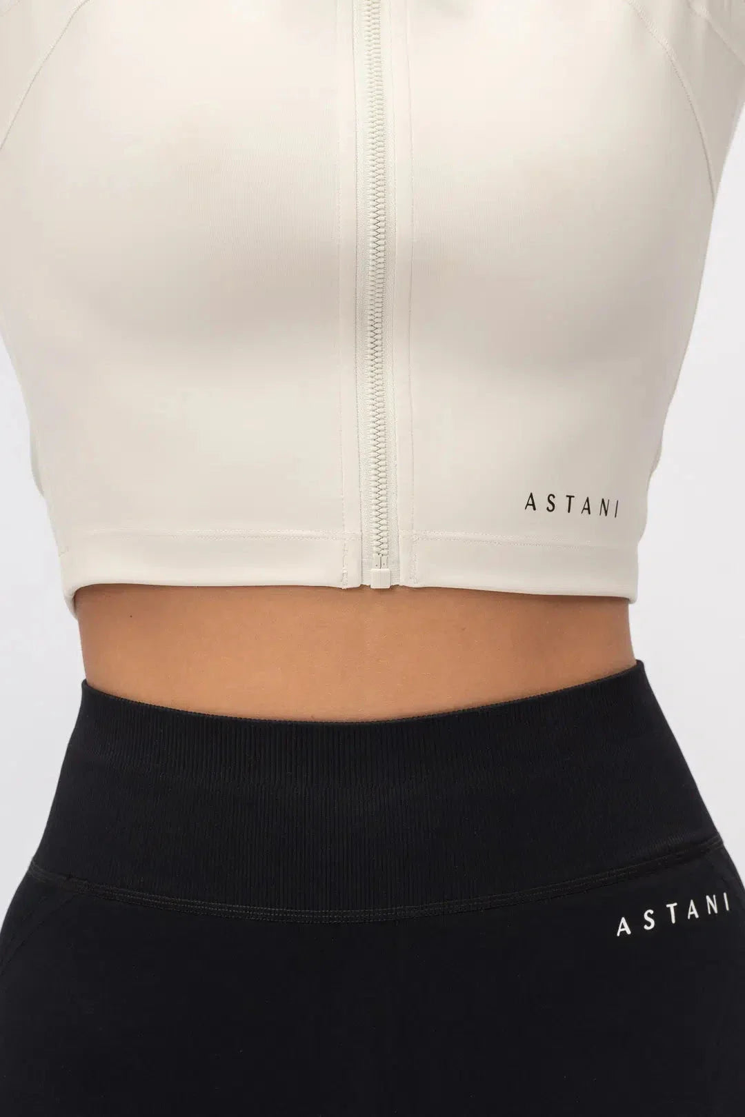 A CHIC Cropped Jacket - White - workoutbrands.com