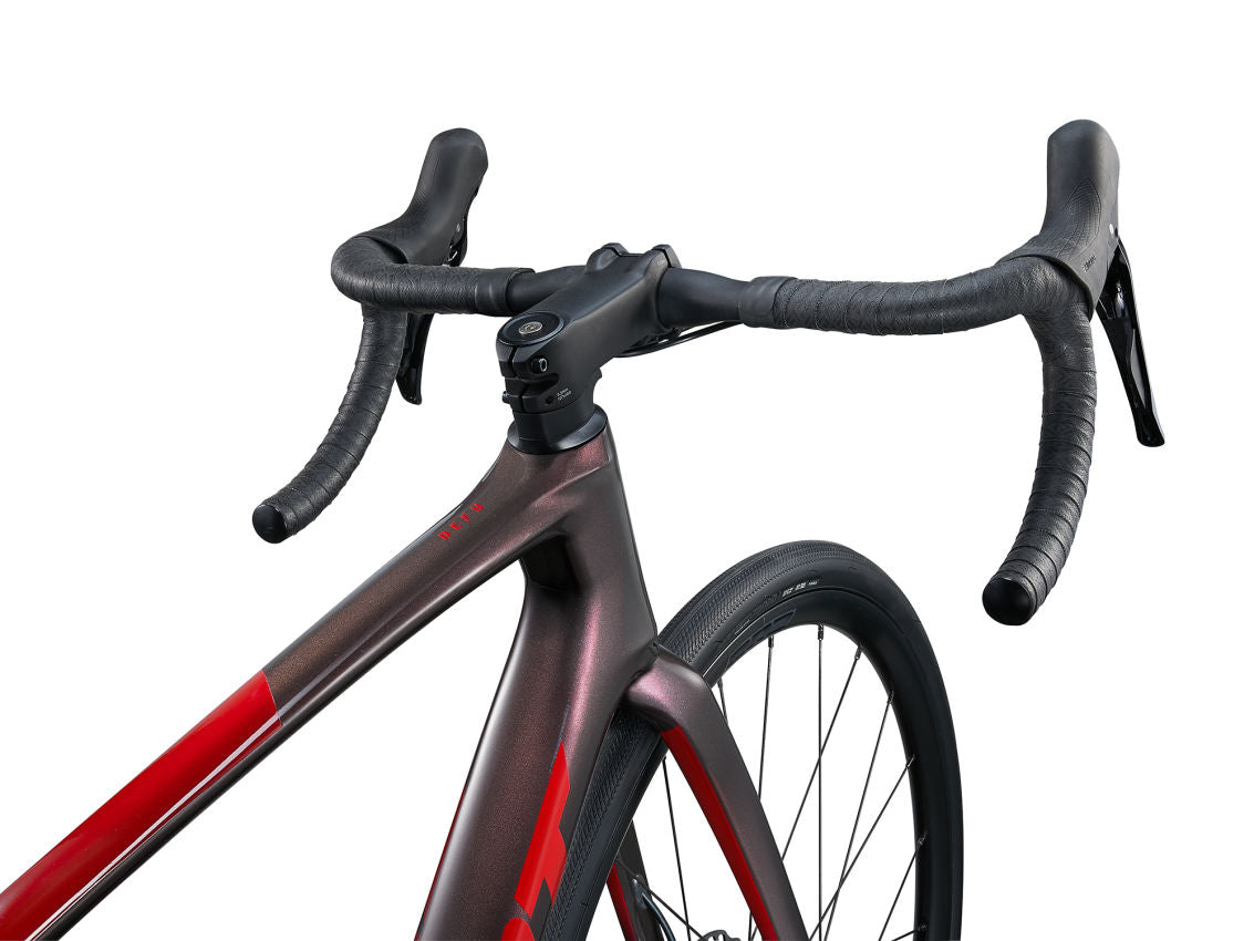 Landevejscykel GIANT Defy Advanced 2, Tiger Red