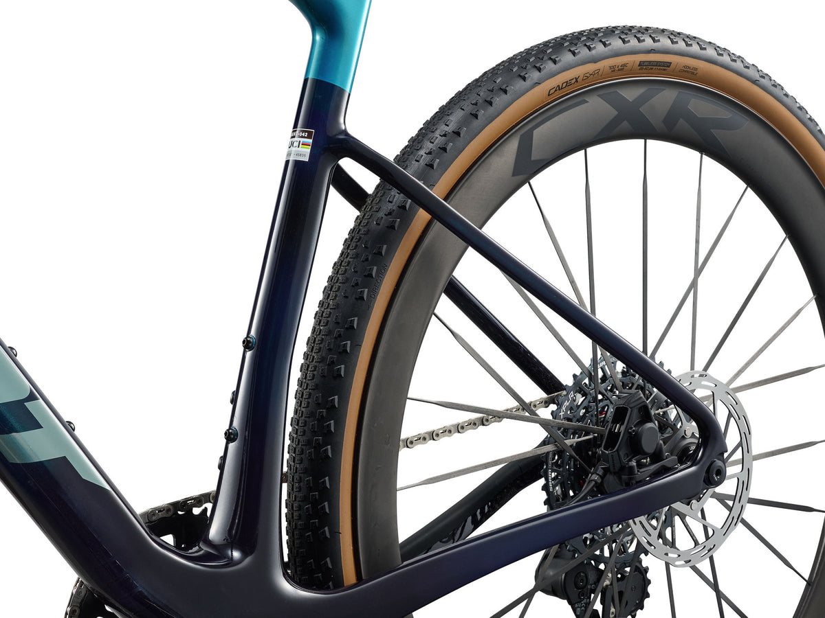 Gravelcykel GIANT Revolt Advanced SL 2 (2027) Deep Lagoon