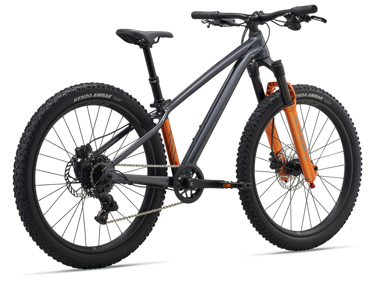 Barncykel GIANT STP 24 (2026) Svart Krom