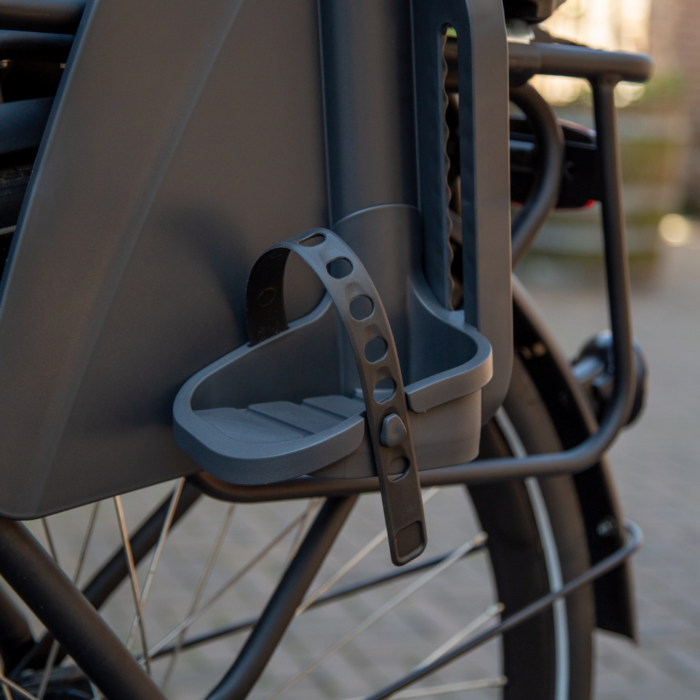 Barnstol för pakethållare URBAN IKI Ta-ke Easy Fix, Bincho Black/Bincho Black
