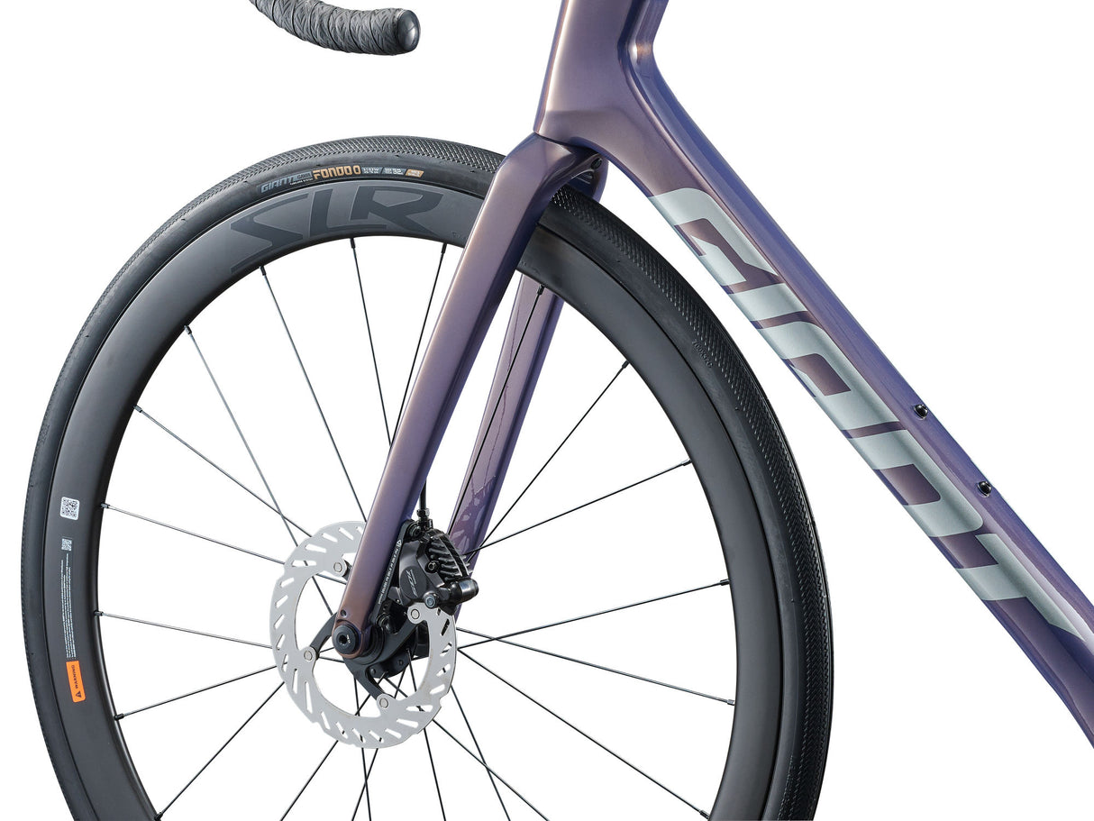 GIANT Defy Advanced 0 (2026) Landsvägscykel Meteorite Mist