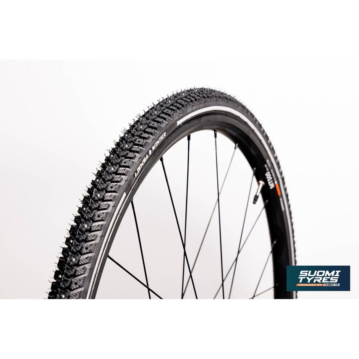 Dubbdäck SUOMI TYRES Lieksa Winter 28 x 1.