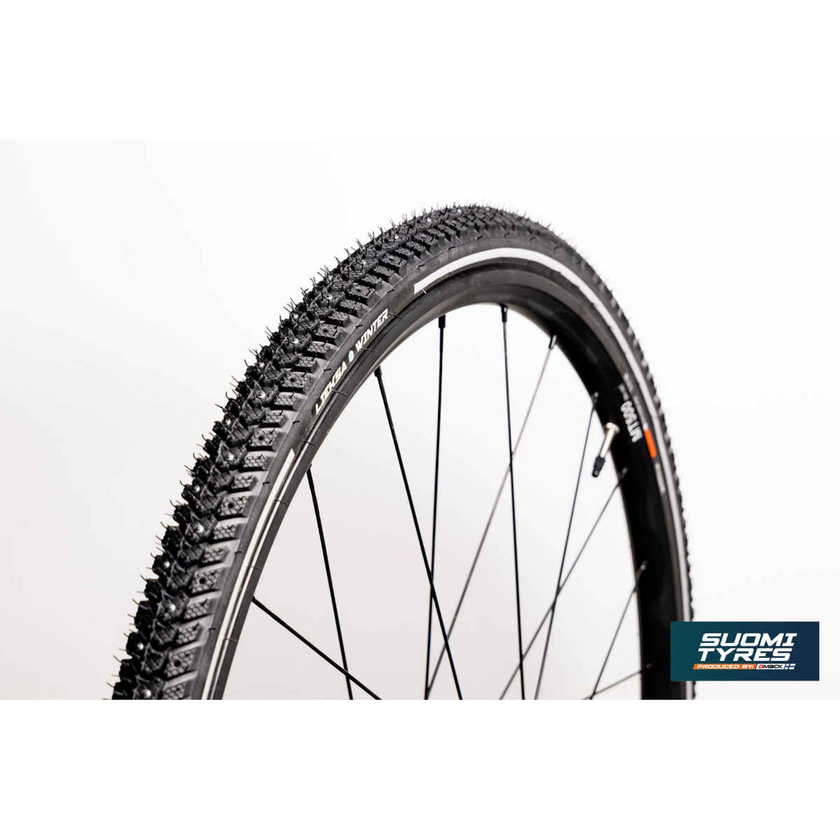 Dubbdäck SUOMI TYRES Lieksa Winter 28 x 1.