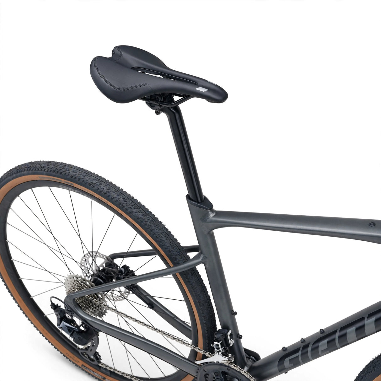 Gravelcykel GIANT Revolt 0 (2026) Stealth Chrome