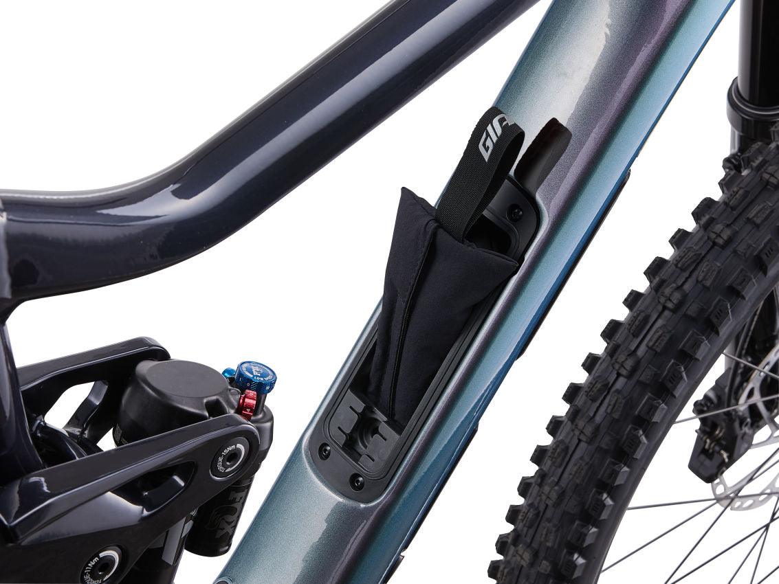 Mountain bike GIANT Reign 1, 29" Airglow/Cold Night