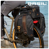 Cykelväska BASIL Miles Tarpaulin 8L, svart-orange