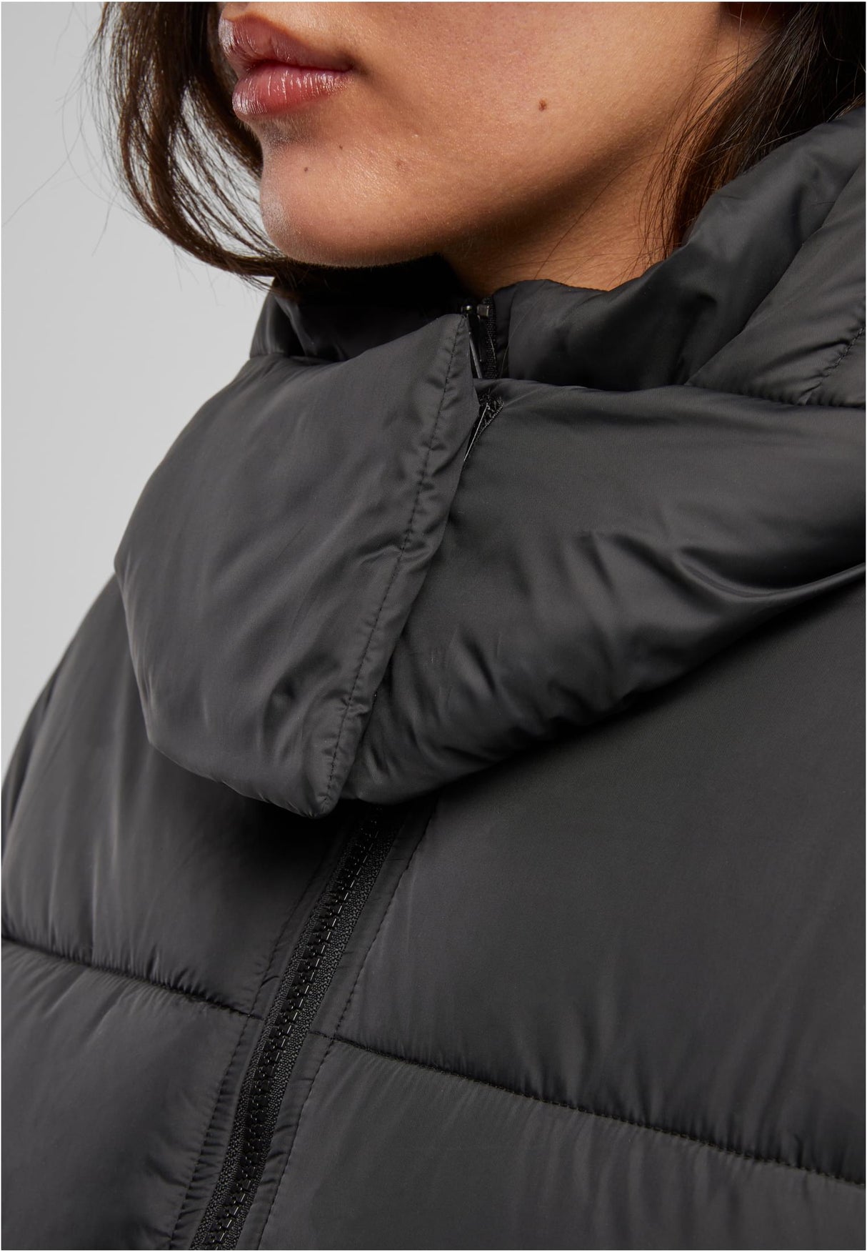 UC Hooded Collar Puffer Jacket