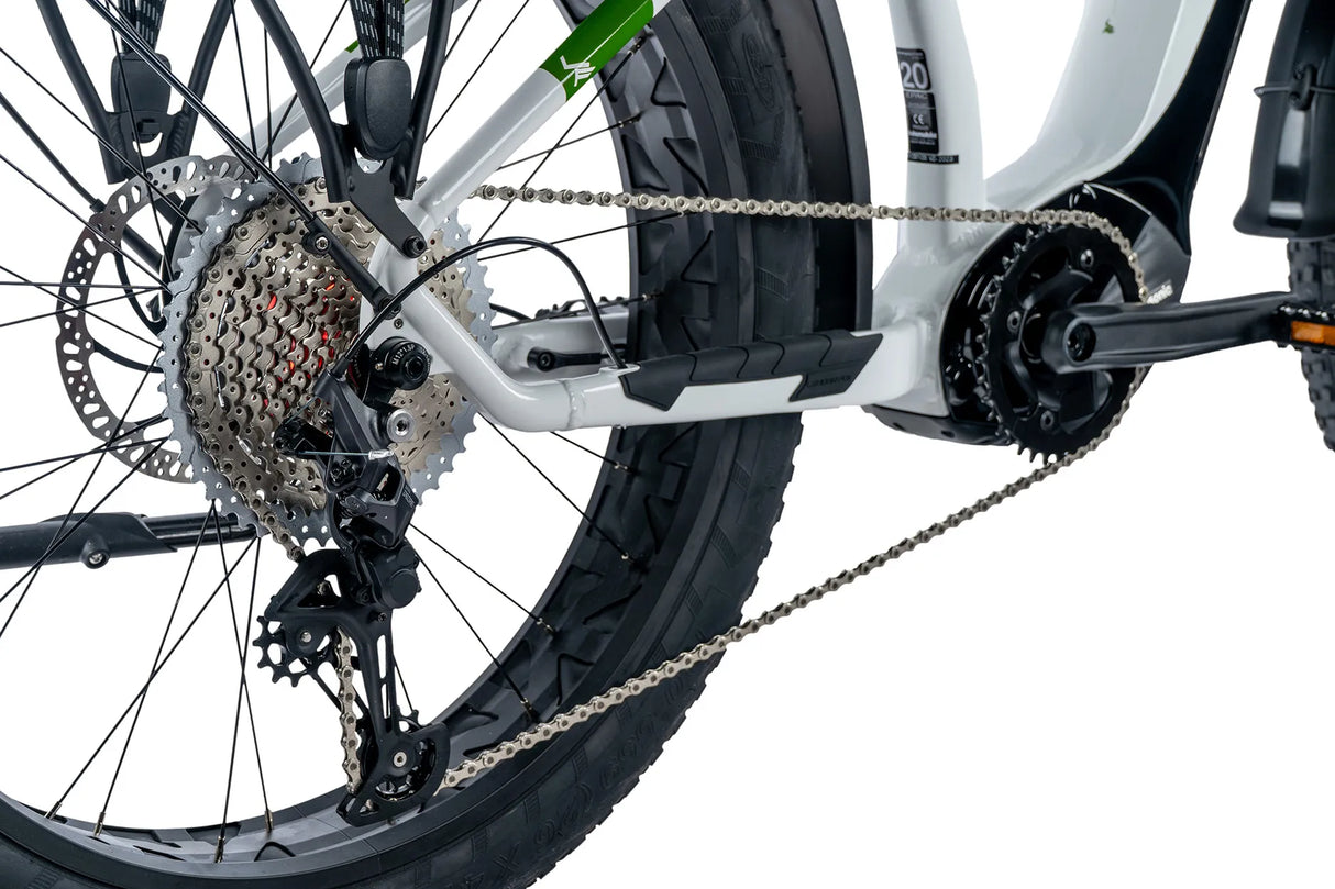Elcykel fatbike LEADER FOX Brasa 26": Vit