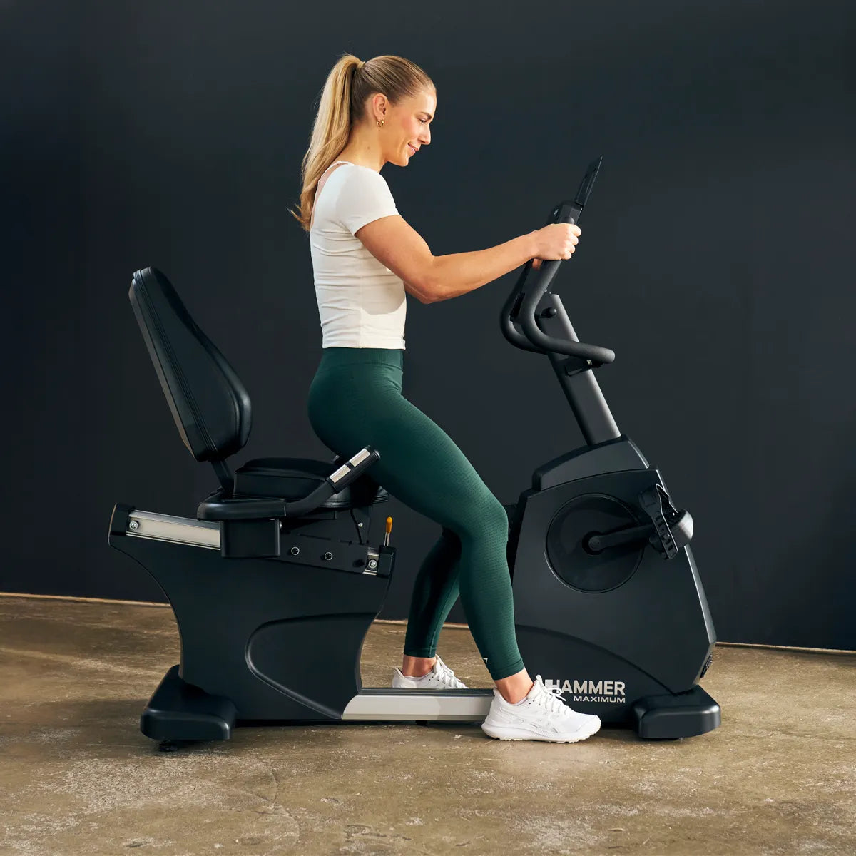 Recumbent bike HAMMER RB 8000
